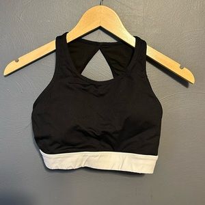 NVGTN Sports Bra